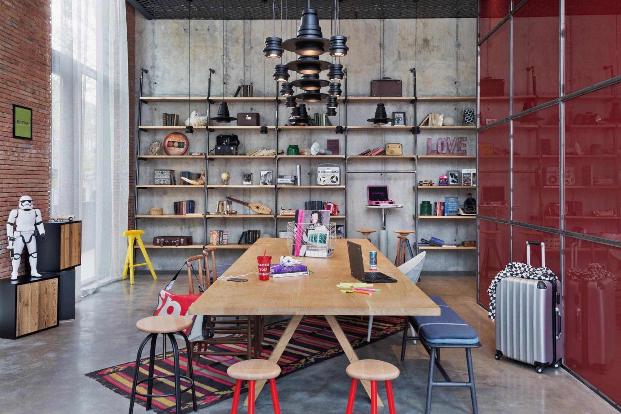 Hotel Moxy 4*